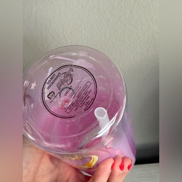 Sailor Moon two pink water bottles - Picture 5 of 5